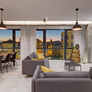 Apartment Tribuna Center By Seric,15' Walking To The Beach